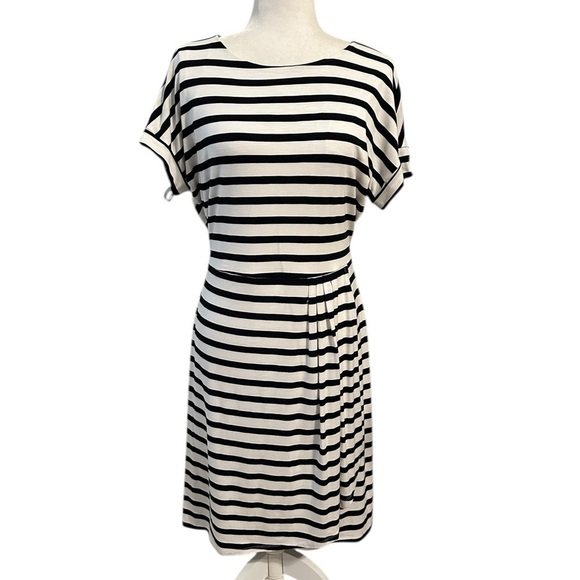 Chaps Women's Short Sleeves Crewneck Knit Black & White Striped Dress M Preppy - Picture 4 of 12